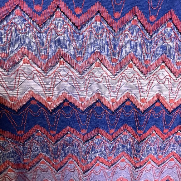 WD NY Women's Sleeveless‎ Tank Tunic Size XL Red Multi Color Chevron Tassels - Picture 4 of 13